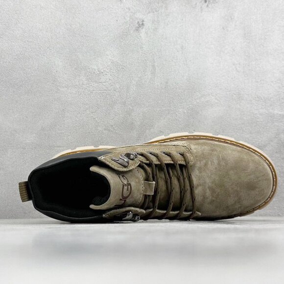 UGG Light Khaki Work Boots - Picture 3 of 9